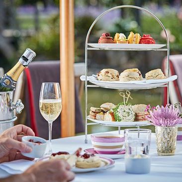 afternoon-tea-by-the